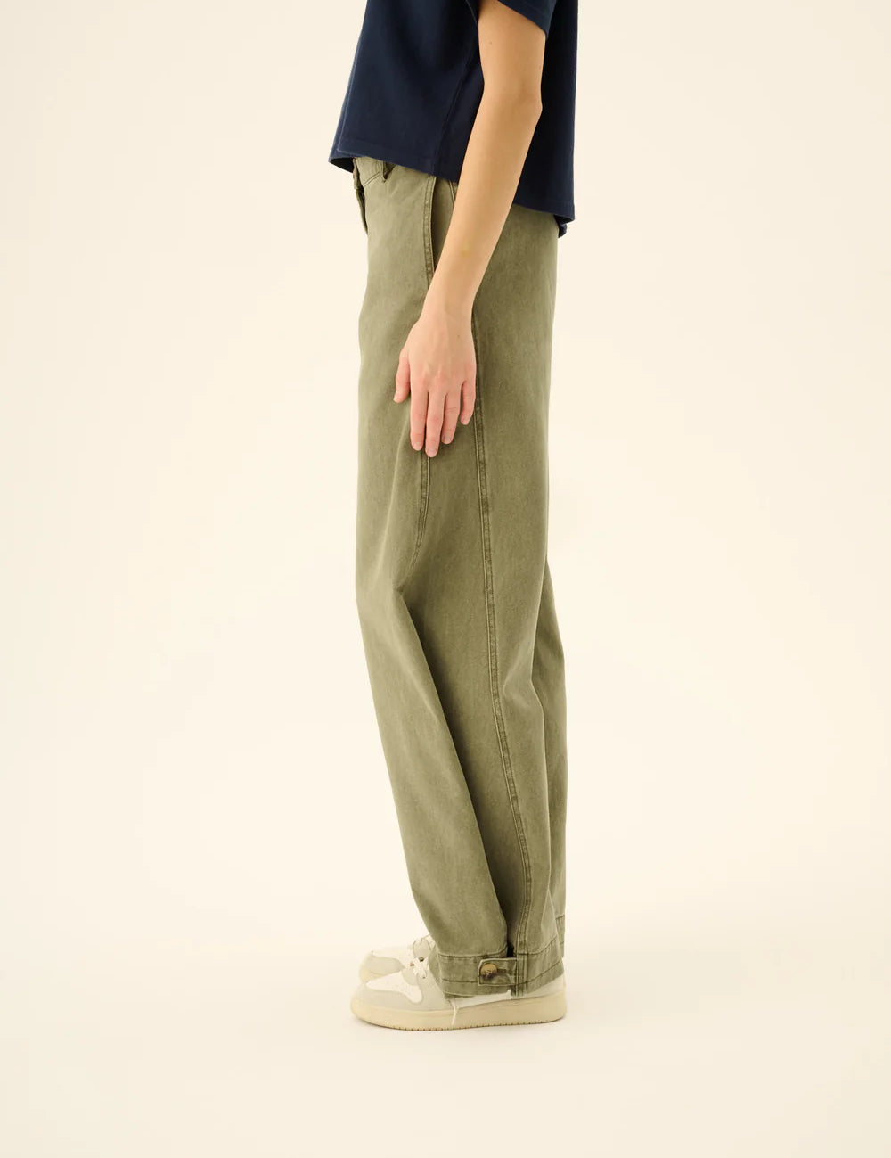 PATSY_FADED_TWILL-Pants-26-3-004-0355-SAGE_GREEN-4_f9f9ee04-0750-4bbe-b69a-db5286fdd022.webp