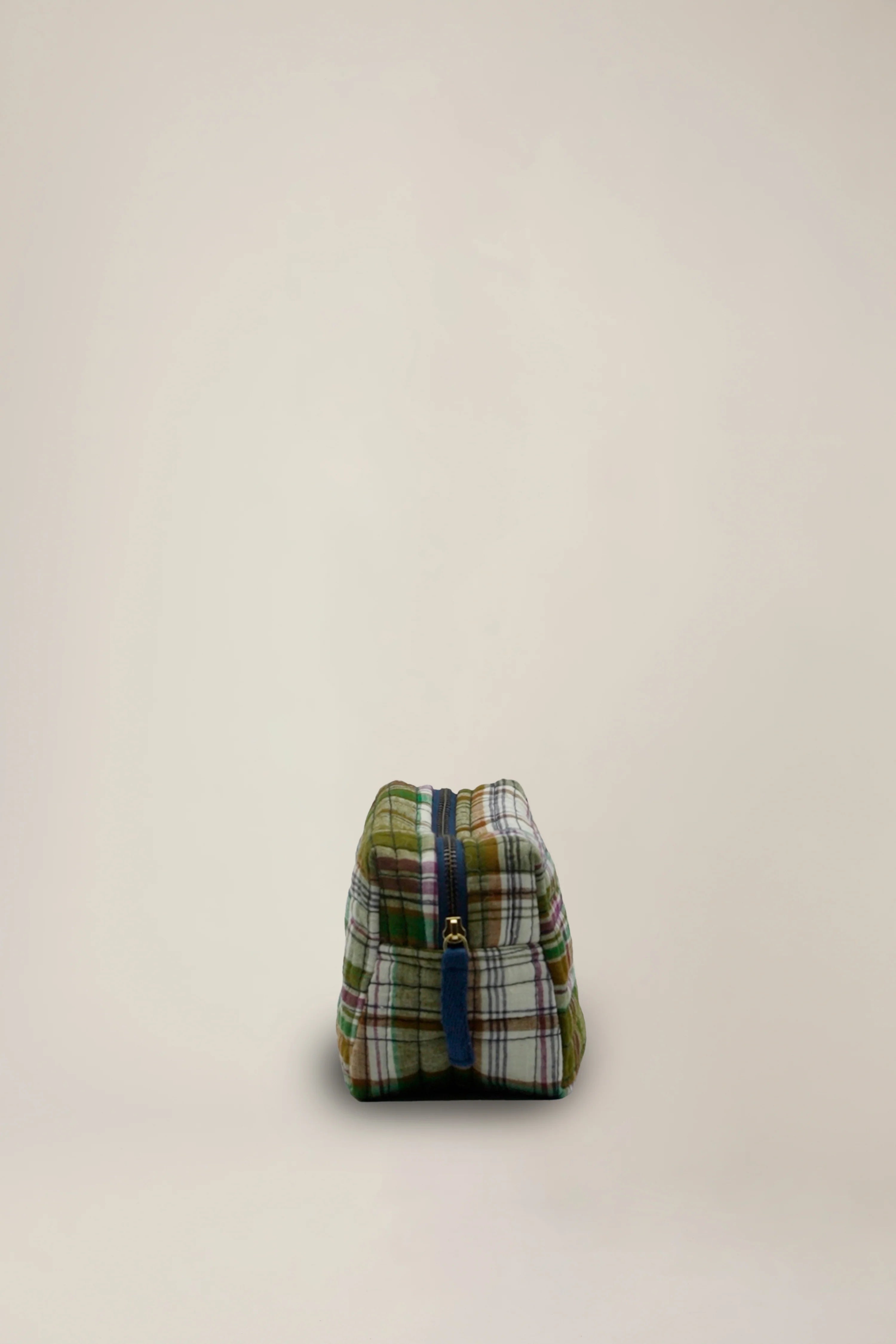 Small pouch No. 42 - Secret Checks Amazon