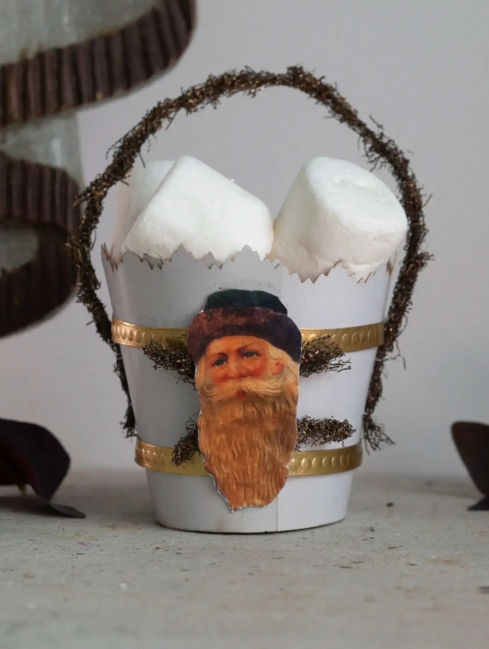 Papirkurv med julenisse