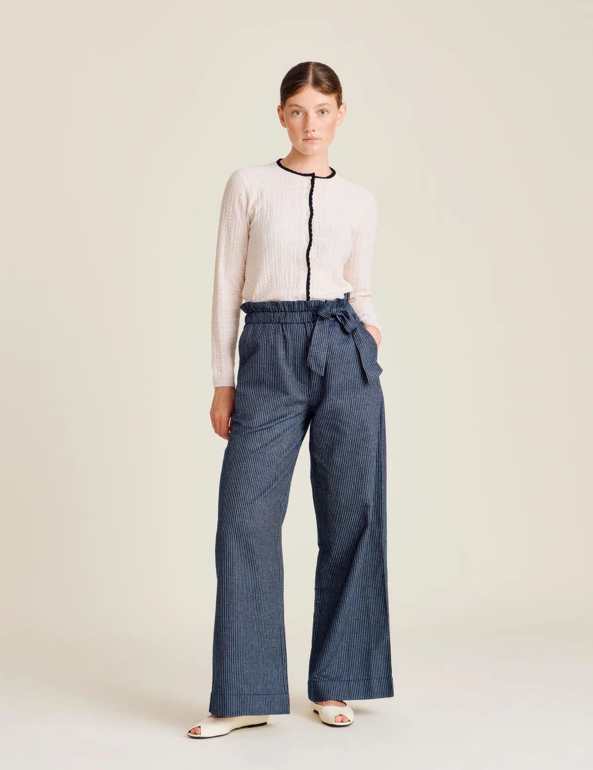Petare_Pants-Pants-26-2-449-1178-499_Navy.webp