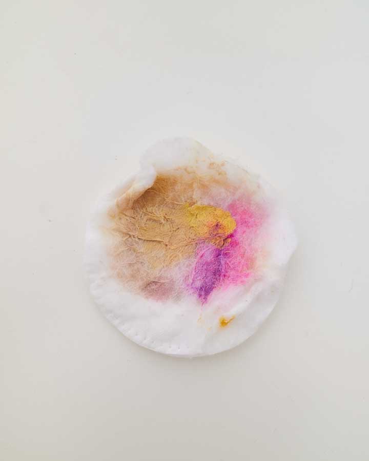 Licia Florio - Neglelakfjerner