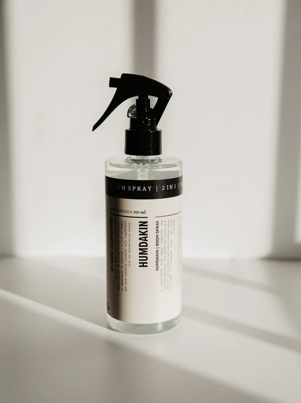Room spray 2-in-1
