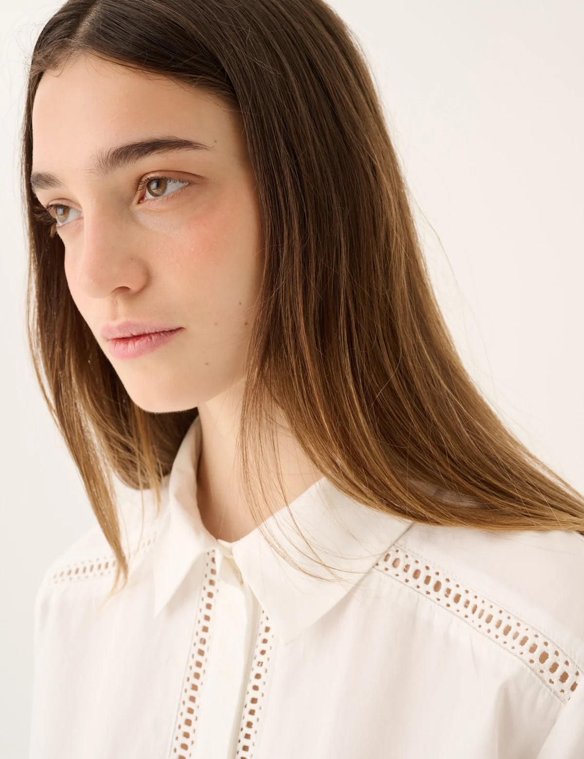 SATU_EYELET_EMBROIDERY-Shirts-25-3_434_0283-WHITE-2_1199x1800_f42d6e60-9818-487b-8ef6-1677f45c7b04.webp