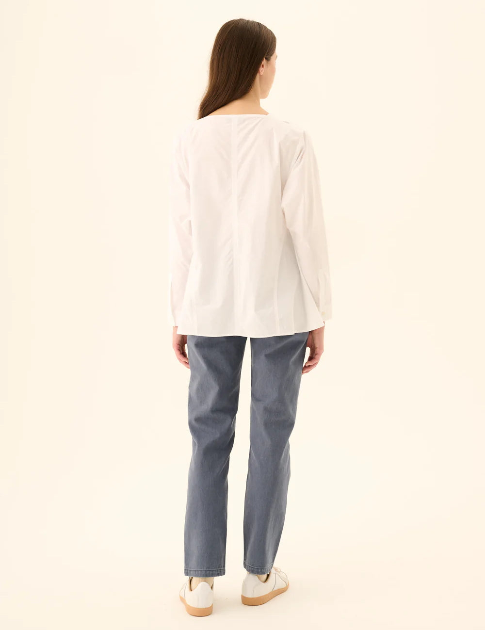 SILJA_GMTD_POPLIN-Blouses-26-3-028-0329-WHITE-3.webp