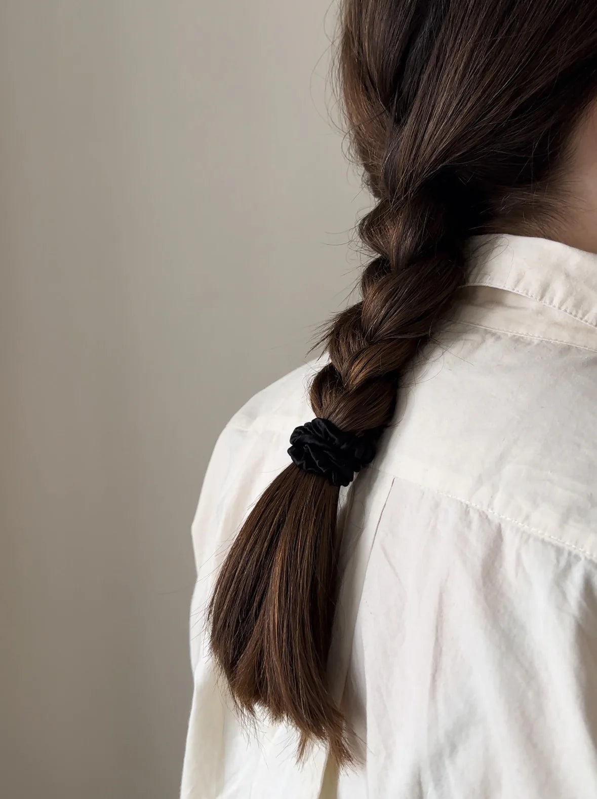 Silke scrunchie - sort