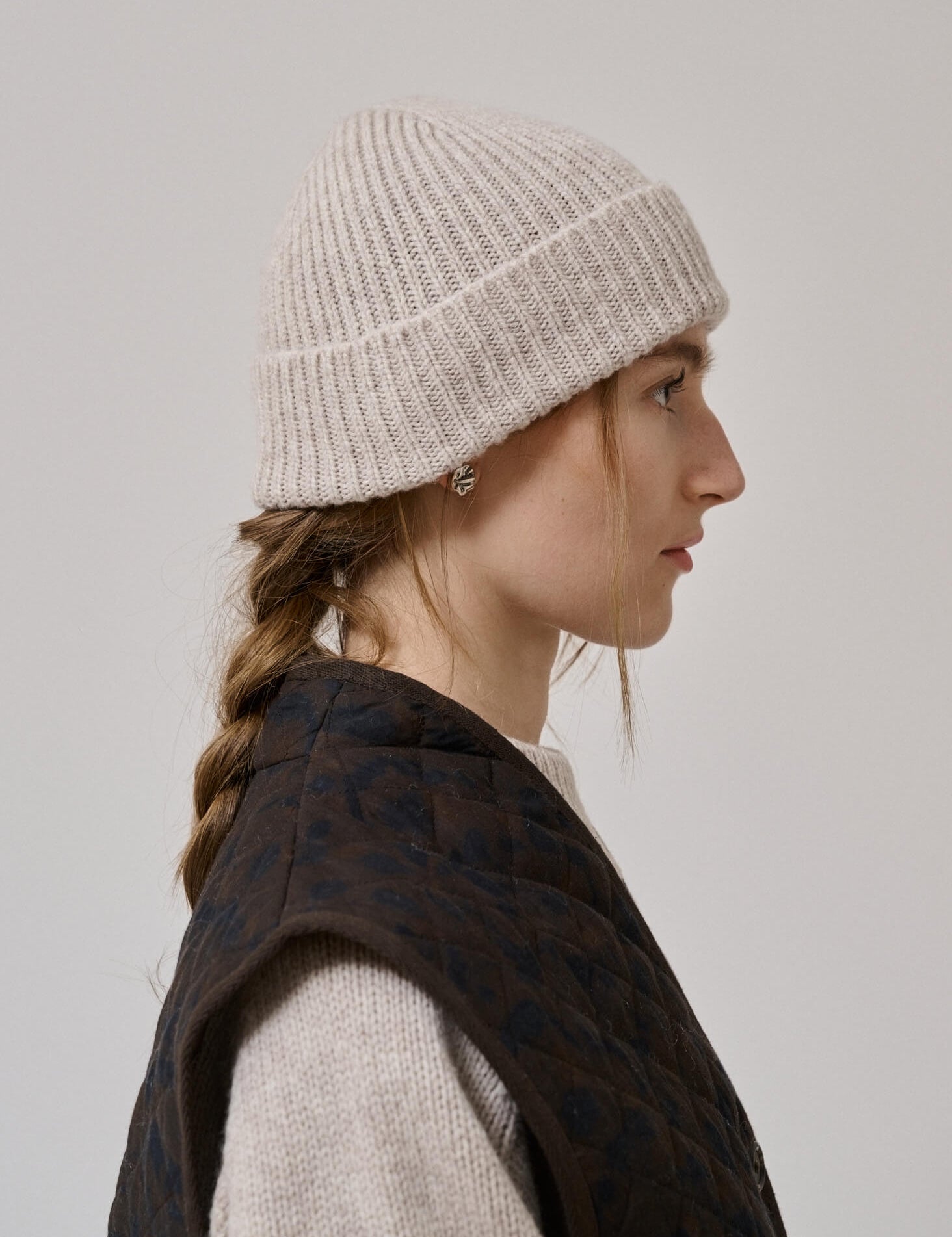 VALLEY-KNIT-BEANIE-AM11092-NATURE-WHITE-MELANGE-1.jpg