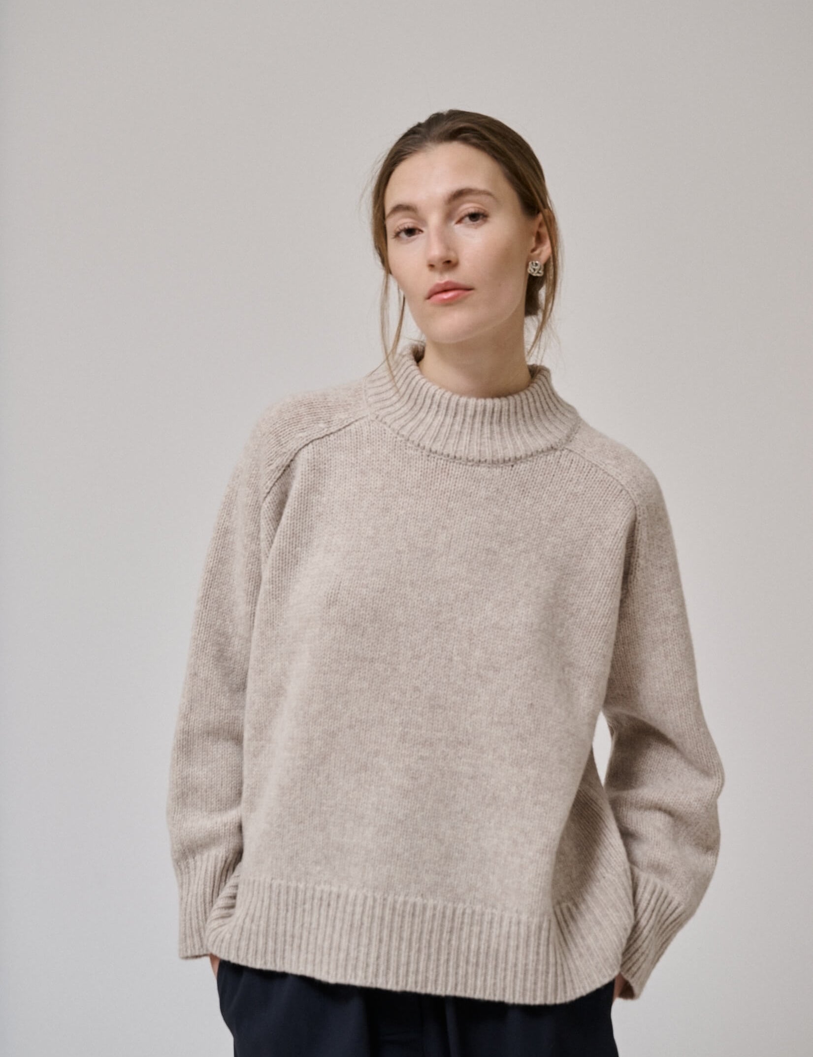VALLEY-KNIT-JUMPER-AM11088-NATURE-WHITE-MELANGE-FRONT-1.jpg
