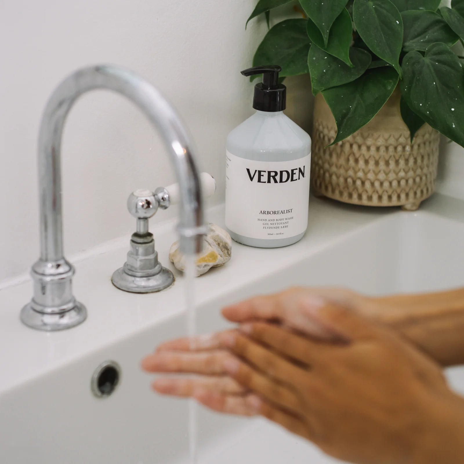 Verden_Arborealist_Hand-and-Body-Wash_500ml_2.webp