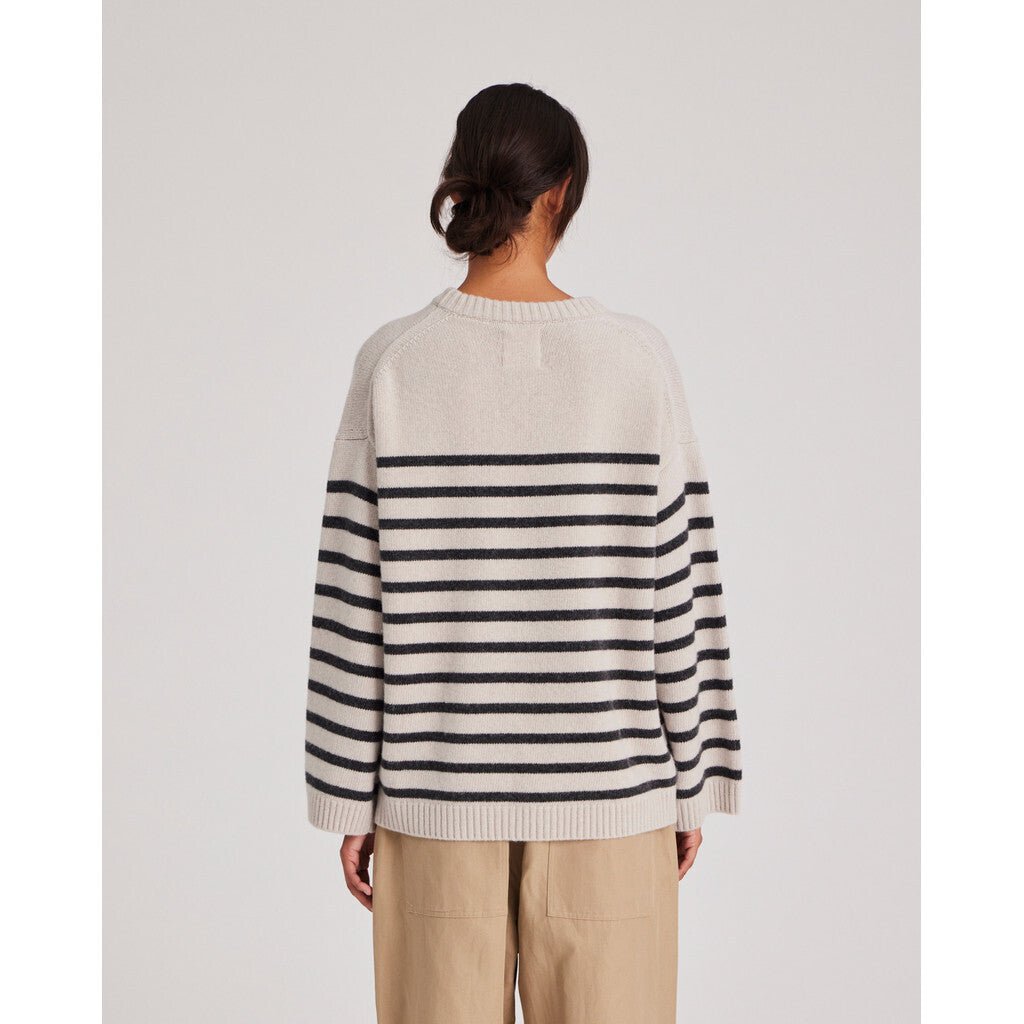 Barbera stripe lambswool jumper - Dark grey stripe - Gai+Lisva - Butik Verk, en livsstilsbutik i hjertet af Dragør