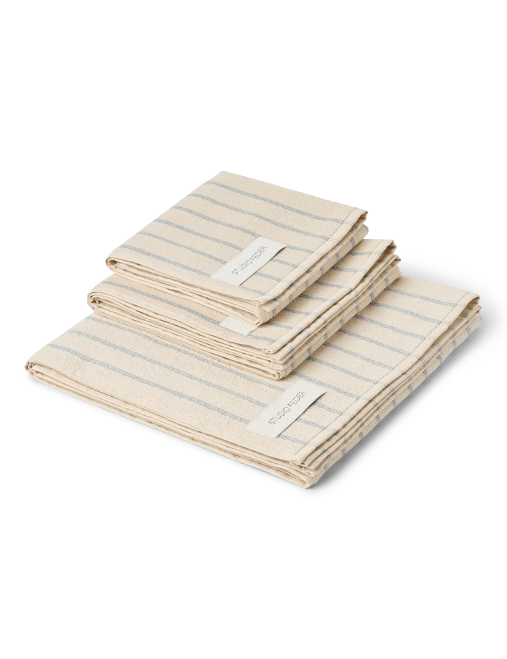 btqaodkgahpka5aeewbm_900x_5eca9982-977a-4cf0-aefe-24702eec2c8a.webp