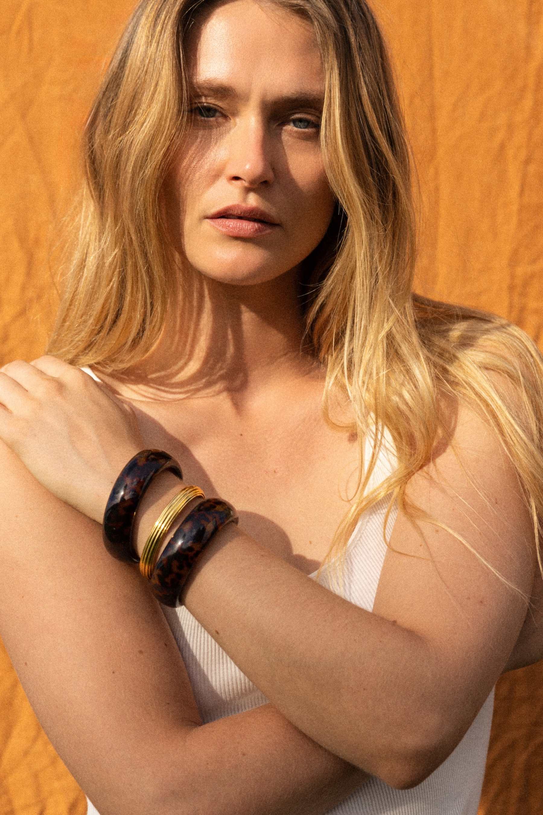 Golden deco bangle armbånd