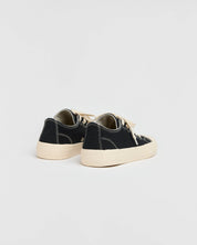 Wollow Dolores - Black